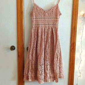 Midi lace dress